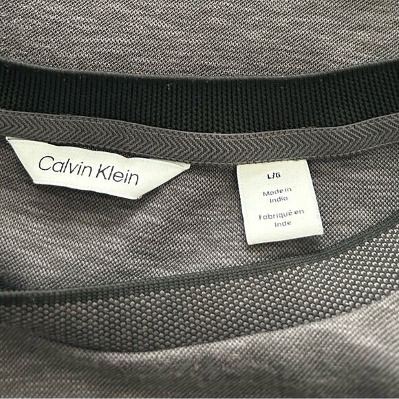 GUC Calvin Klein Men's Gray T-Shirt. Size L. - Picture 5 of 6
